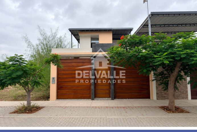 Casa en venta en Miraflores Boulevard Park Plaza – Castilla, Piura