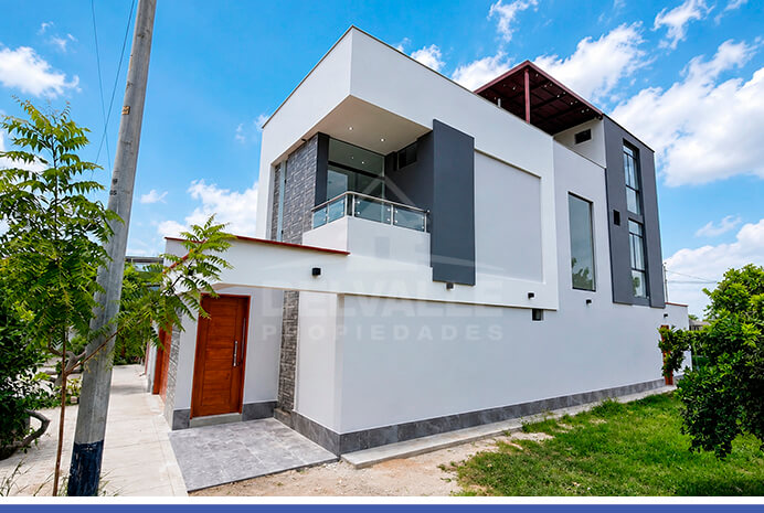 Casa de Estreno en venta en Boulevard Park Plaza – Piura