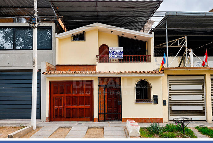 Casa en venta en Santa María del Pinar - Piura